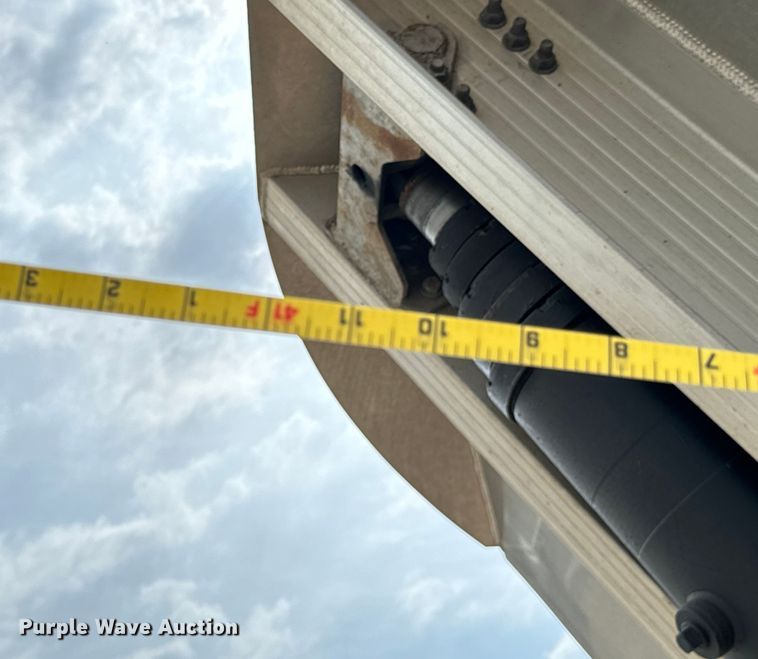 image for item DX0677 2021 Travis end dump trailer