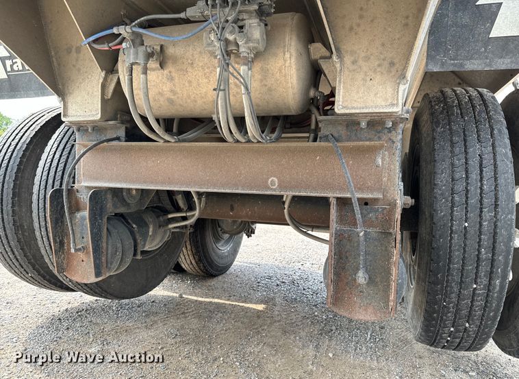 image for item DX0677 2021 Travis end dump trailer
