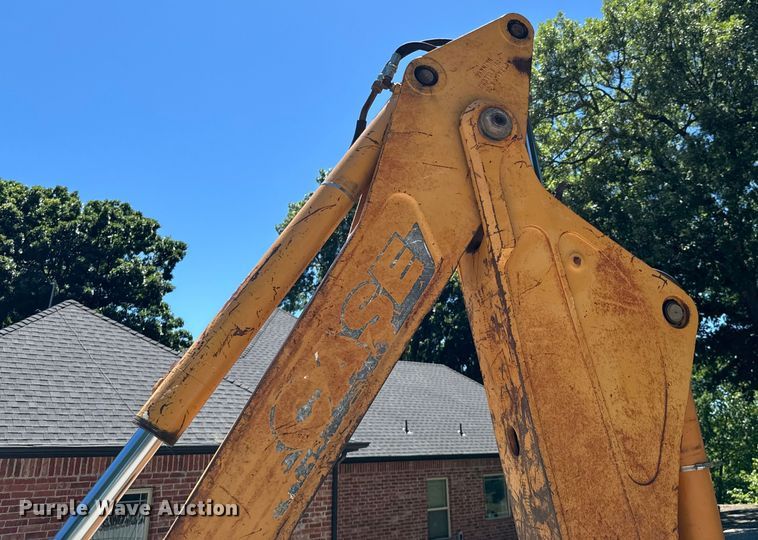 image for item DX0703 1999 Case 580L backhoe