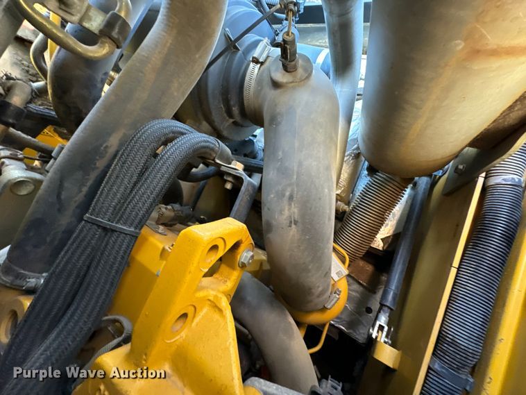 image for item DX0737 2010 John Deere 328D skid steer loader