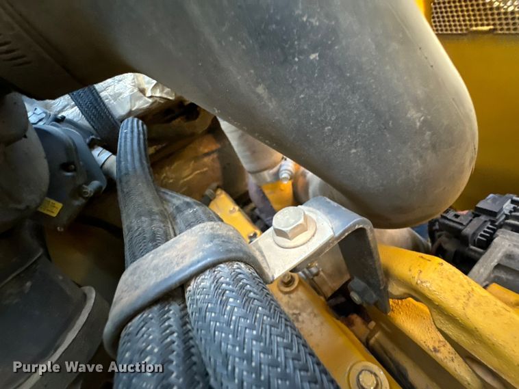 image for item DX0737 2010 John Deere 328D skid steer loader