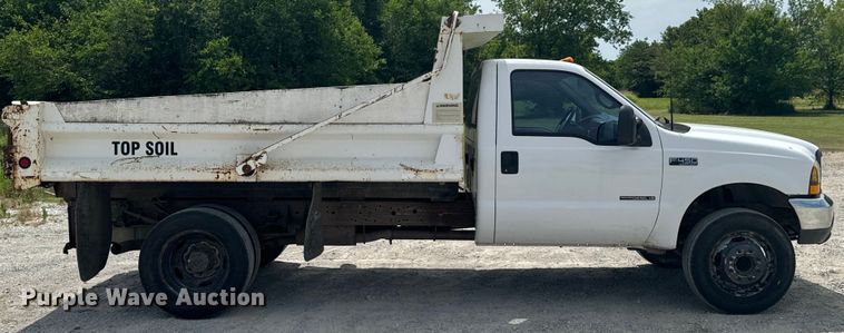 image for item DX0742 2000 Ford F450 Super Duty dump truck