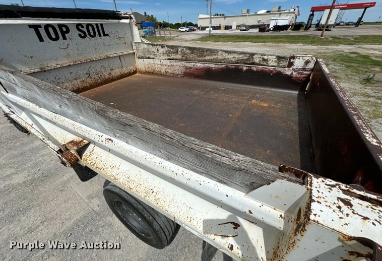 image for item DX0742 2000 Ford F450 Super Duty dump truck