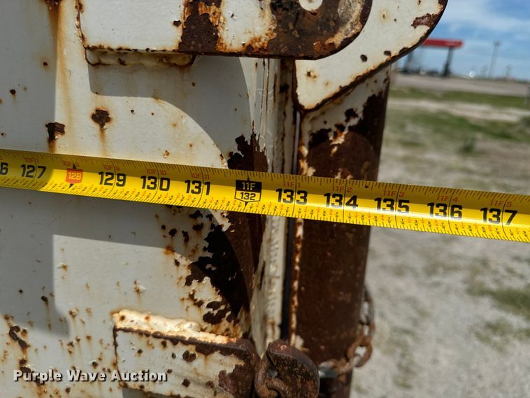 image for item DX0742 2000 Ford F450 Super Duty dump truck