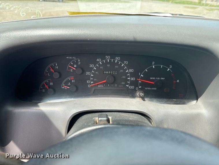 image for item DX0742 2000 Ford F450 Super Duty dump truck