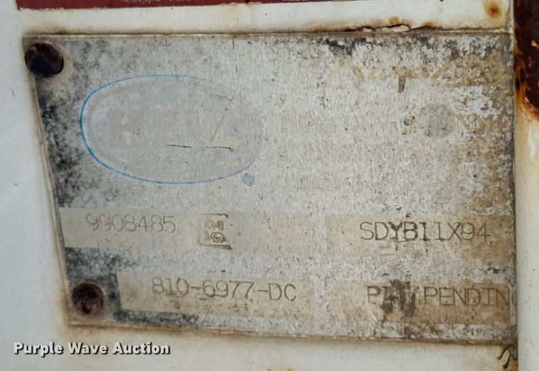 image for item DX0742 2000 Ford F450 Super Duty dump truck