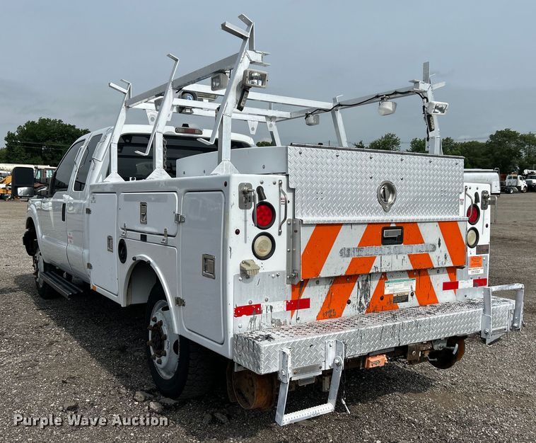 image for item EG0674 2011 Ford F350 Super Duty  SuperCab utility bed pickup truck