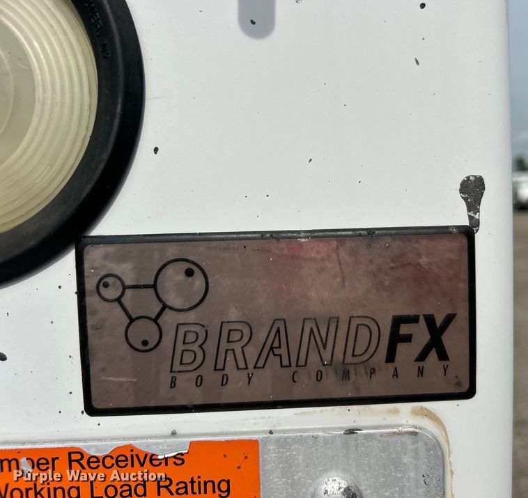 image for item EG0674 2011 Ford F350 Super Duty  SuperCab utility bed pickup truck