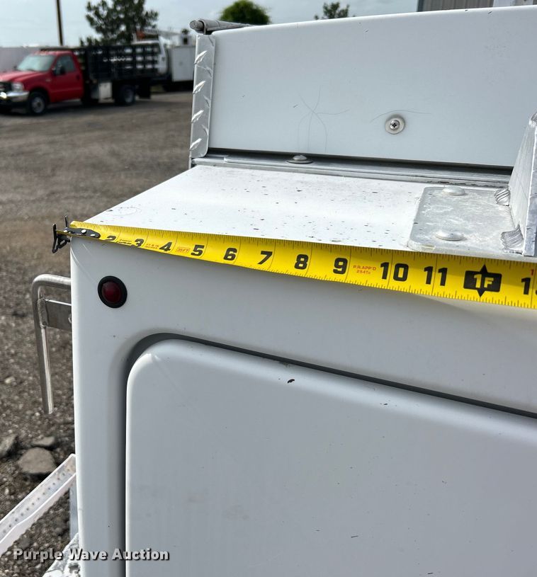 image for item EG0674 2011 Ford F350 Super Duty  SuperCab utility bed pickup truck