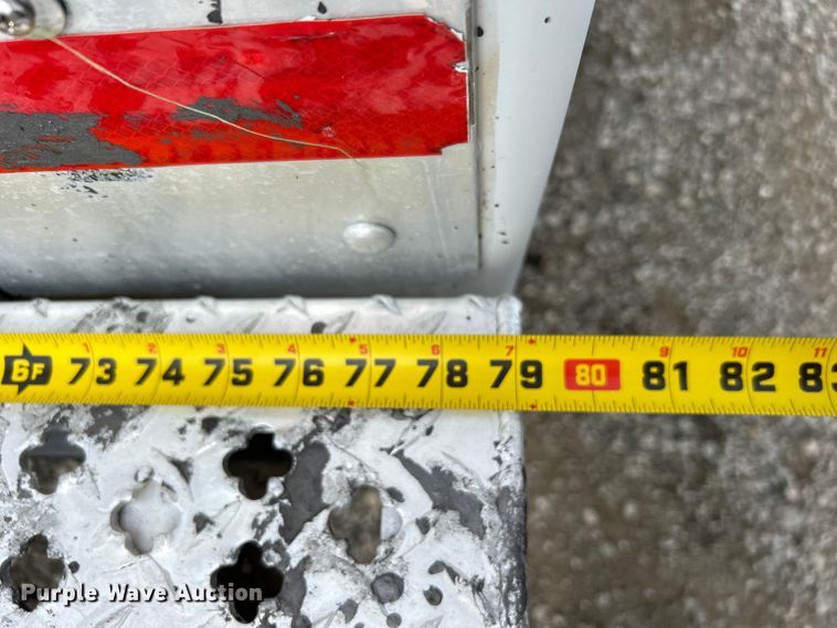 image for item EG0674 2011 Ford F350 Super Duty  SuperCab utility bed pickup truck