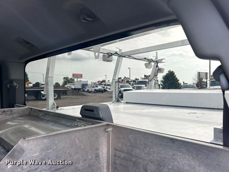 image for item EG0674 2011 Ford F350 Super Duty  SuperCab utility bed pickup truck