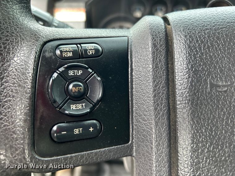 image for item EG0674 2011 Ford F350 Super Duty  SuperCab utility bed pickup truck