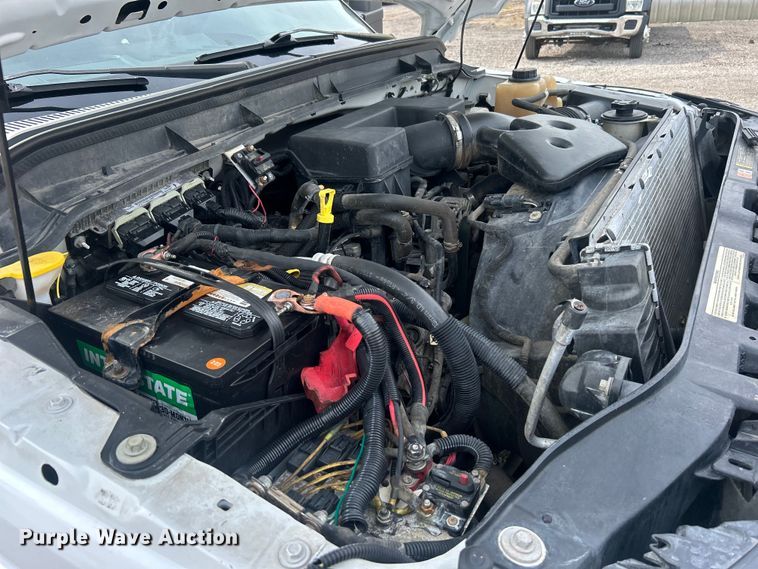 image for item EG0674 2011 Ford F350 Super Duty  SuperCab utility bed pickup truck