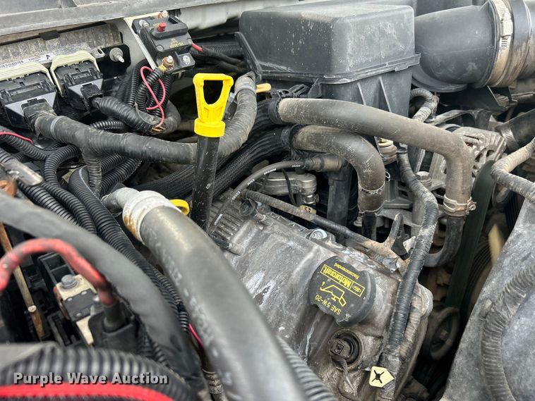 image for item EG0674 2011 Ford F350 Super Duty  SuperCab utility bed pickup truck