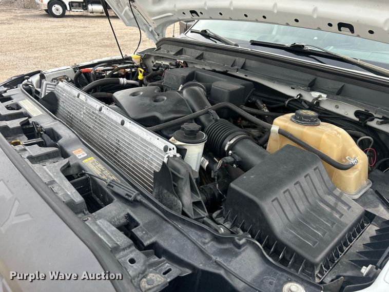 image for item EG0674 2011 Ford F350 Super Duty  SuperCab utility bed pickup truck