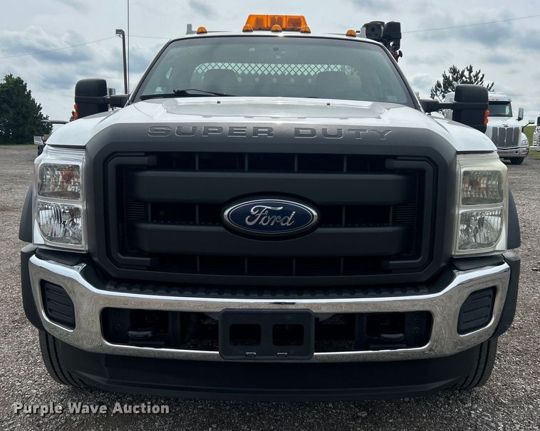 image for item EG0675 2014 Ford F450 Super Duty  utility / service truck