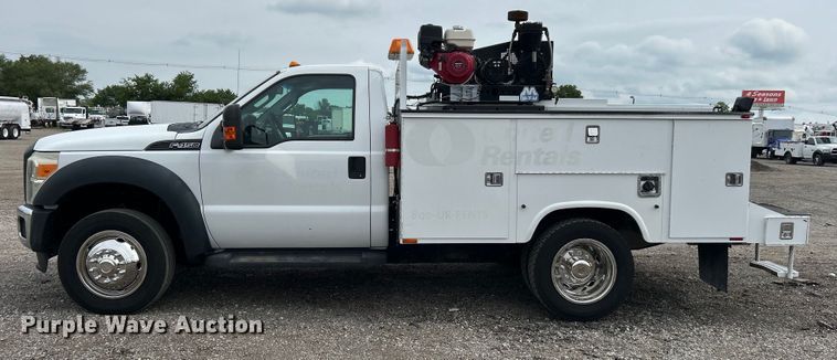 image for item EG0675 2014 Ford F450 Super Duty  utility / service truck