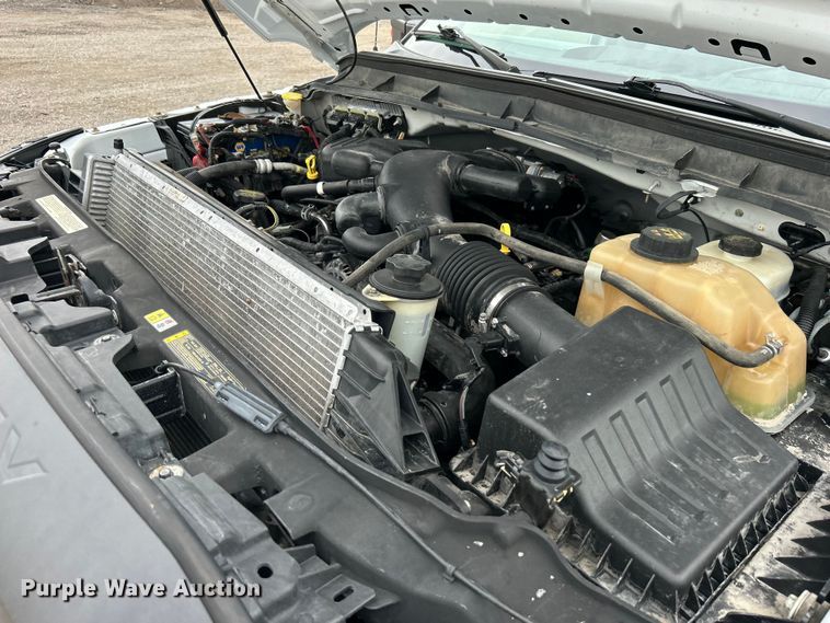 image for item EG0675 2014 Ford F450 Super Duty  utility / service truck