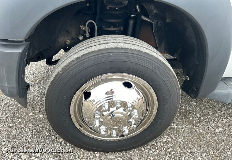 image for item EG0675 2014 Ford F450 Super Duty  utility / service truck