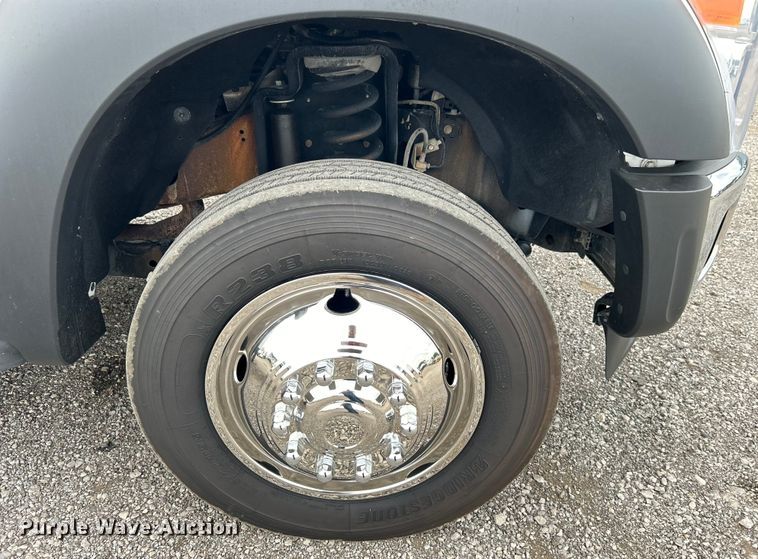 image for item EG0675 2014 Ford F450 Super Duty  utility / service truck