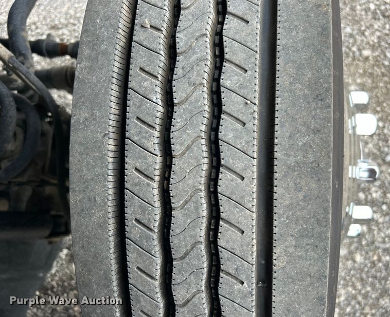 image for item EG0675 2014 Ford F450 Super Duty  utility / service truck