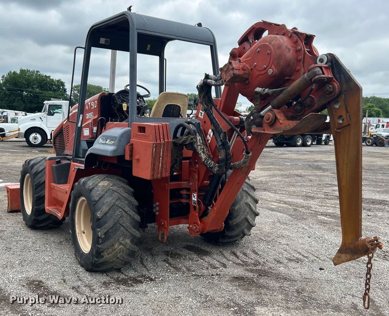 image for item EG0692 2001 Ditch Witch  RT90H cable plow