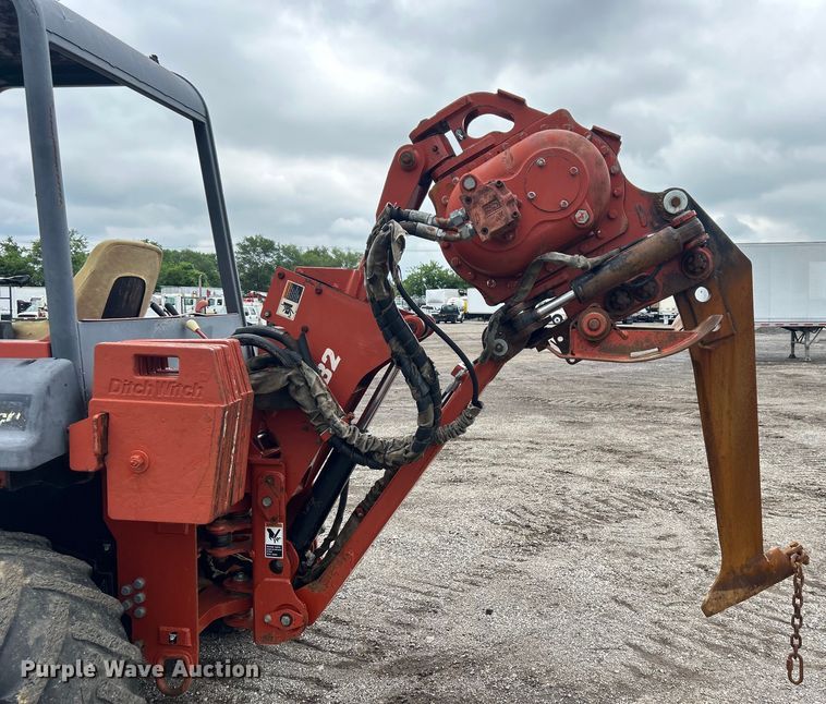 image for item EG0692 2001 Ditch Witch  RT90H cable plow