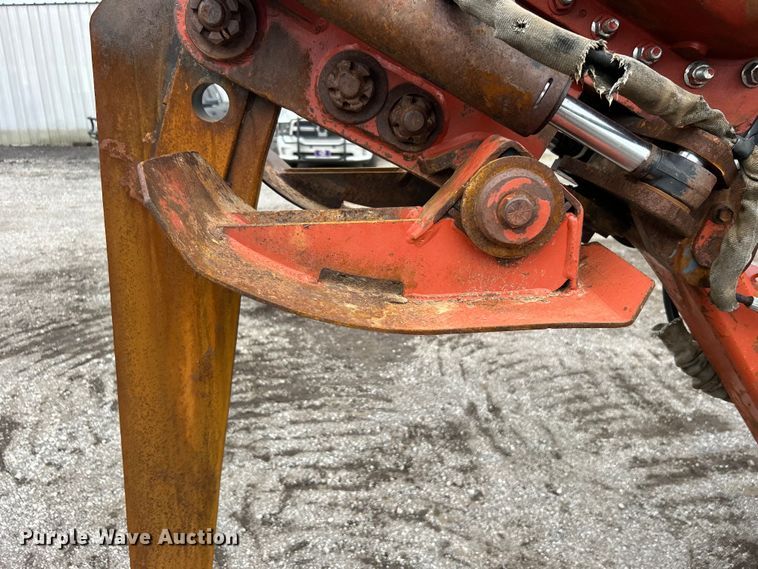 image for item EG0692 2001 Ditch Witch  RT90H cable plow