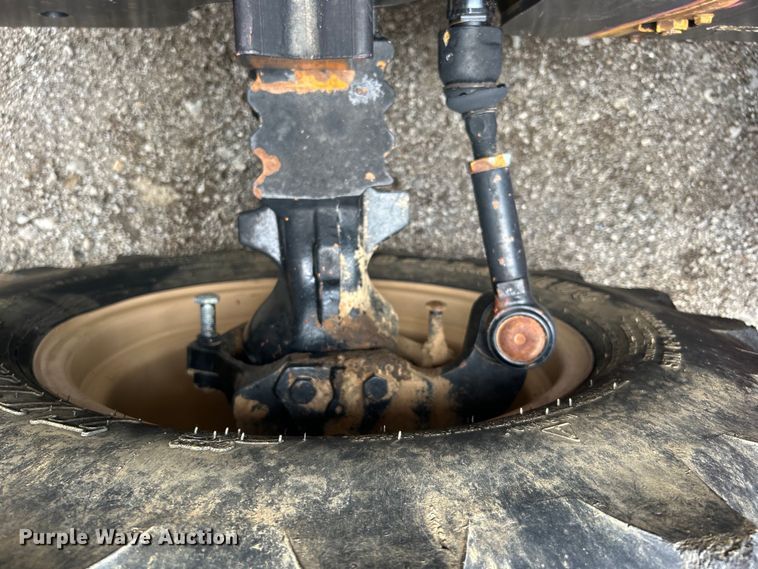 image for item EG0692 2001 Ditch Witch  RT90H cable plow