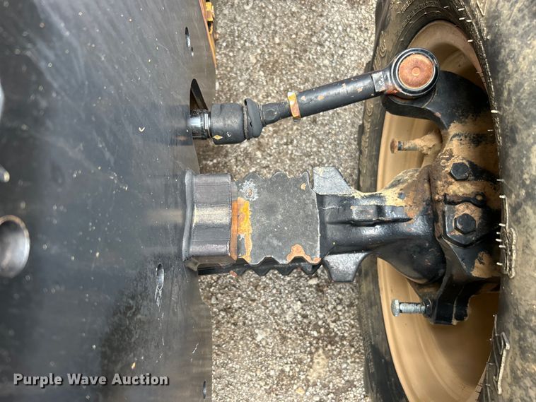 image for item EG0692 2001 Ditch Witch  RT90H cable plow