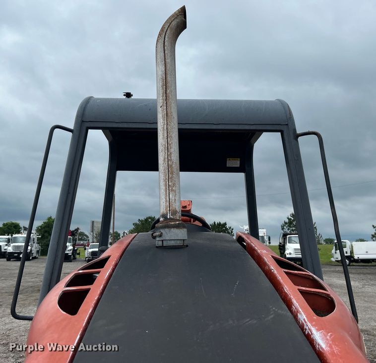 image for item EG0692 2001 Ditch Witch  RT90H cable plow