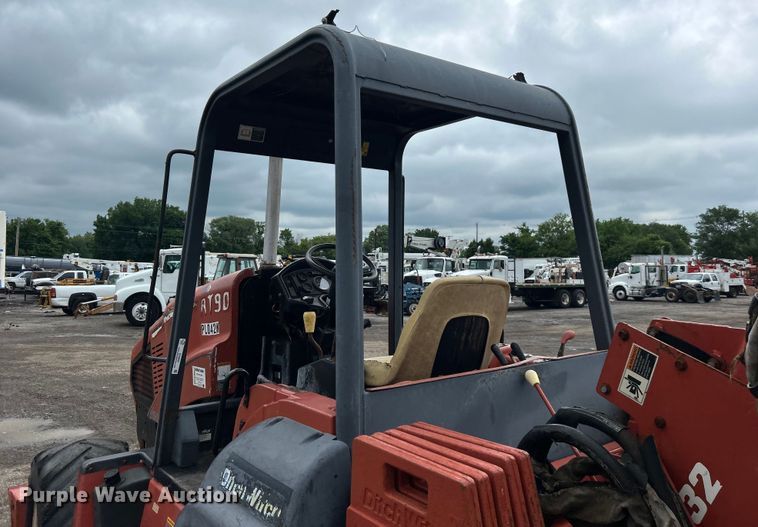 image for item EG0692 2001 Ditch Witch  RT90H cable plow