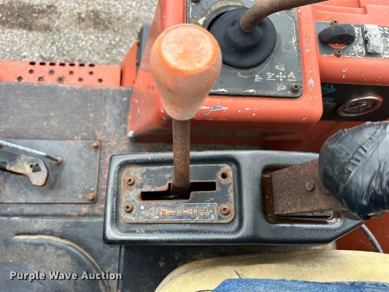 image for item EG0692 2001 Ditch Witch  RT90H cable plow