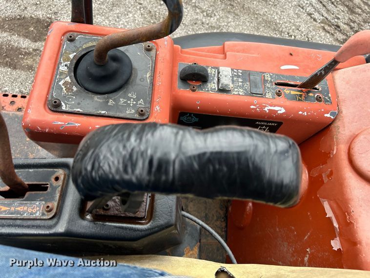 image for item EG0692 2001 Ditch Witch  RT90H cable plow