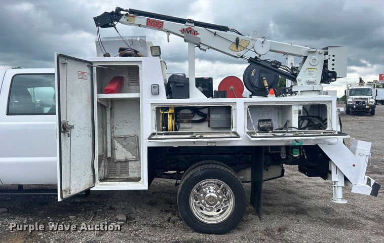 image for item EG0694 2015 Ford F550 Super Duty Crew Cab utility / service truck