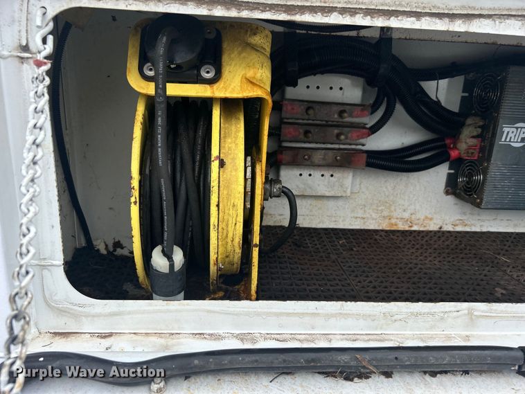 image for item EG0694 2015 Ford F550 Super Duty Crew Cab utility / service truck