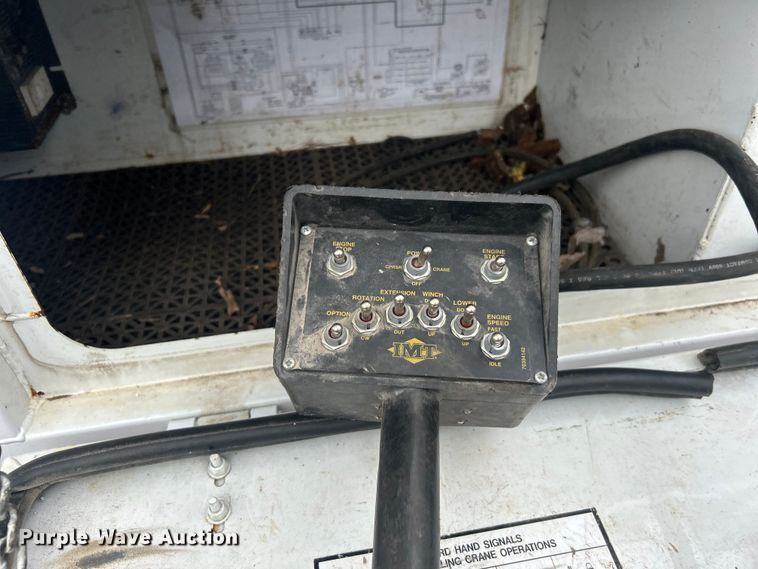 image for item EG0694 2015 Ford F550 Super Duty Crew Cab utility / service truck