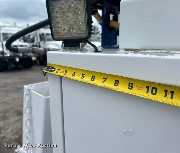 image for item EG0694 2015 Ford F550 Super Duty Crew Cab utility / service truck