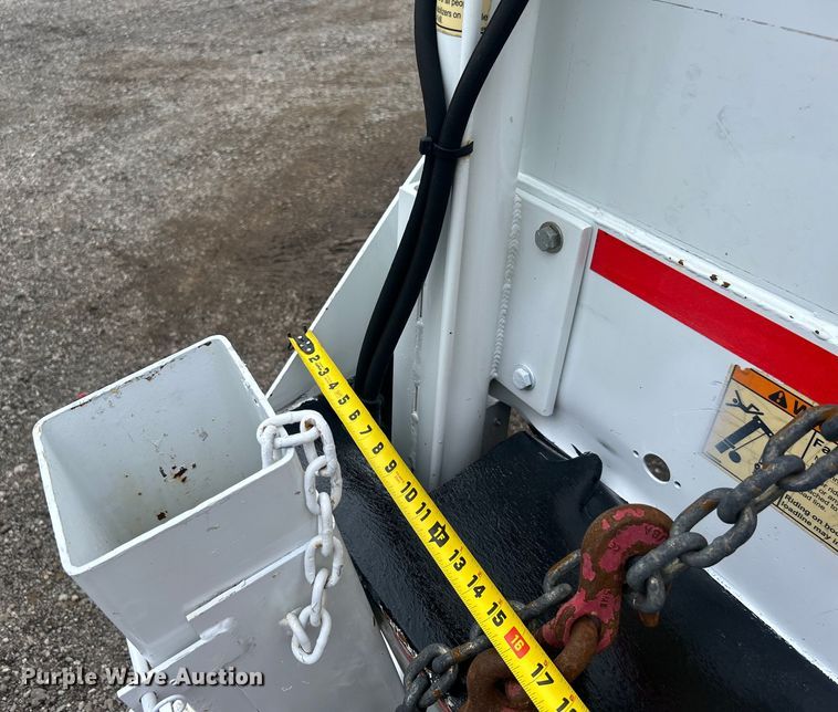 image for item EG0694 2015 Ford F550 Super Duty Crew Cab utility / service truck