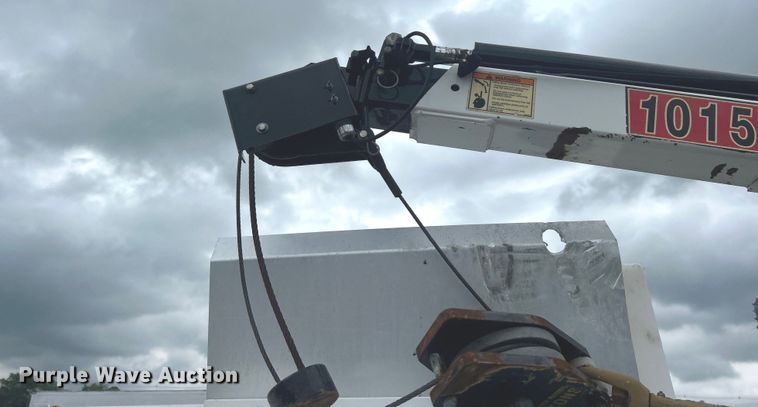 image for item EG0694 2015 Ford F550 Super Duty Crew Cab utility / service truck