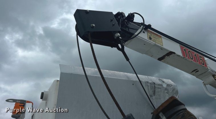 image for item EG0694 2015 Ford F550 Super Duty Crew Cab utility / service truck