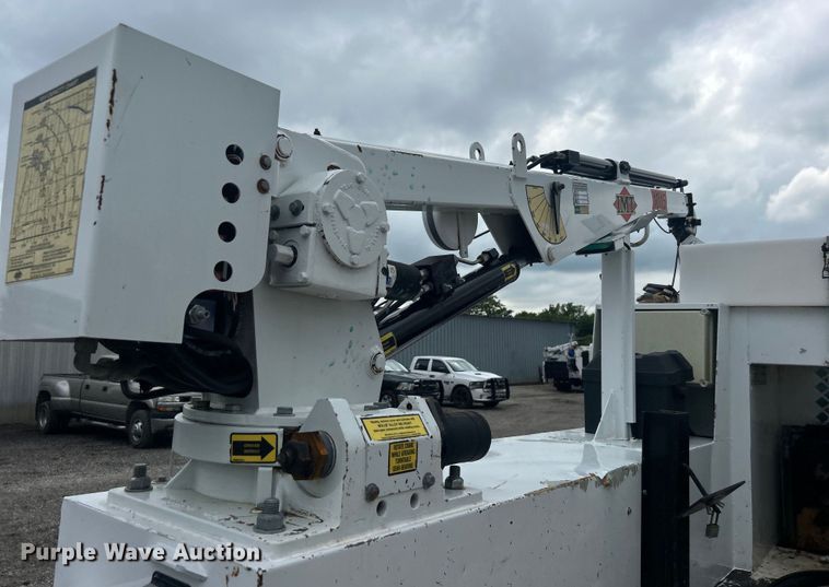 image for item EG0694 2015 Ford F550 Super Duty Crew Cab utility / service truck