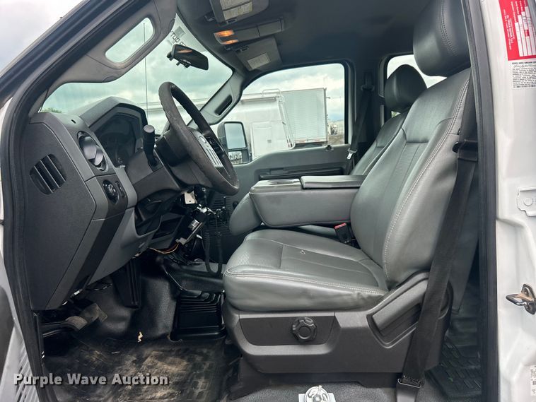 image for item EG0694 2015 Ford F550 Super Duty Crew Cab utility / service truck