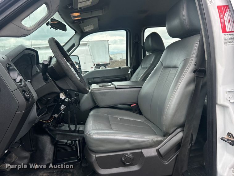 image for item EG0694 2015 Ford F550 Super Duty Crew Cab utility / service truck