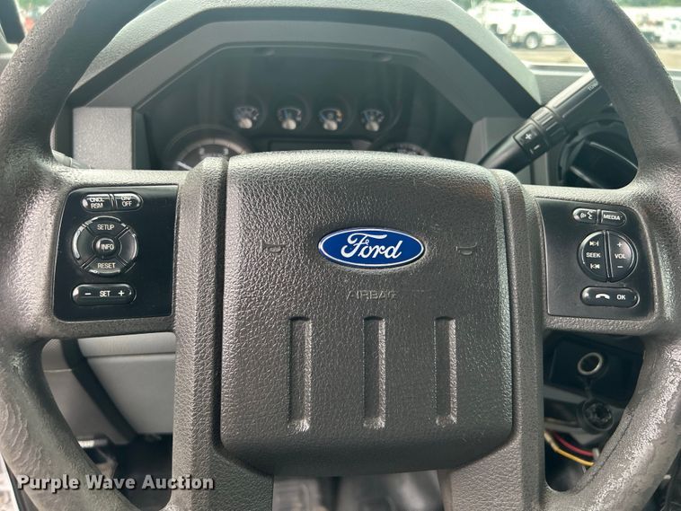 image for item EG0694 2015 Ford F550 Super Duty Crew Cab utility / service truck