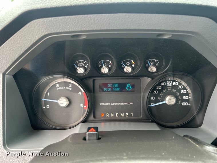 image for item EG0694 2015 Ford F550 Super Duty Crew Cab utility / service truck