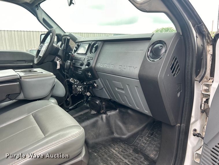 image for item EG0694 2015 Ford F550 Super Duty Crew Cab utility / service truck