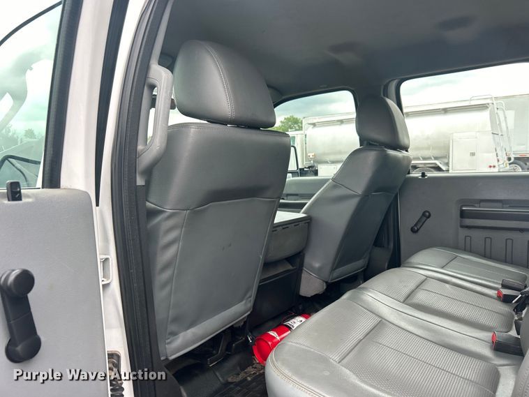 image for item EG0694 2015 Ford F550 Super Duty Crew Cab utility / service truck