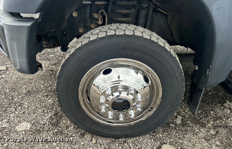 image for item EG0694 2015 Ford F550 Super Duty Crew Cab utility / service truck