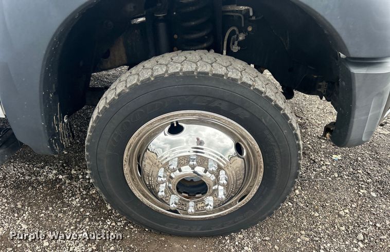 image for item EG0694 2015 Ford F550 Super Duty Crew Cab utility / service truck